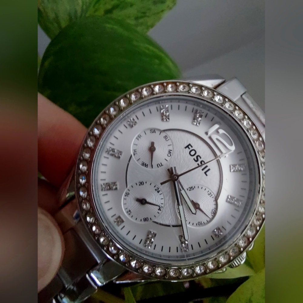 Ladies Silver Riley Fossil Watch